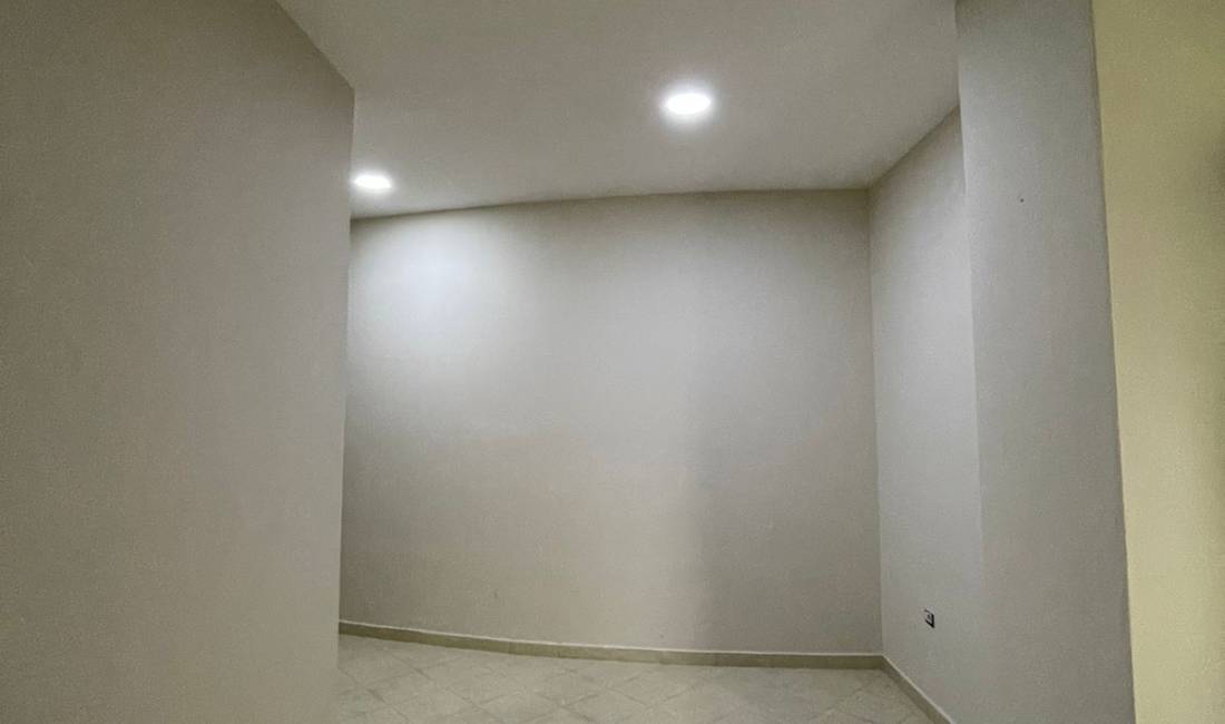 Ofrohet zyre me qira te 9-kateshet!