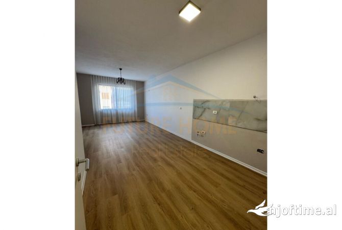 SHITET SHTEPI 1+1,ASTIR