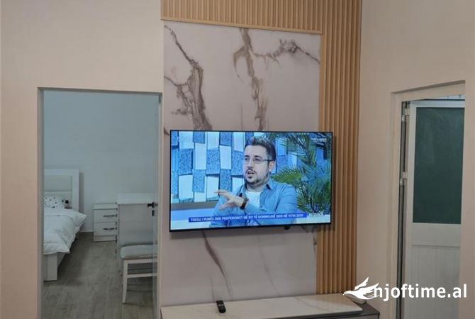 Shtepi me qera Shtepi Private ne Tirane, 1+1, Mobilimi E mobiluar, Pagesa 450  Euro.