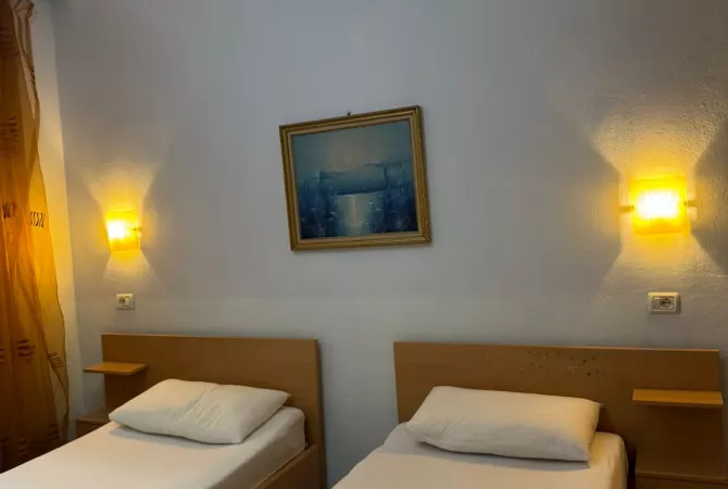 Shtepi me qera Apartament ne Tirane, 1+1, Mobilimi E mobiluar, Pagesa 55,000  Leke.