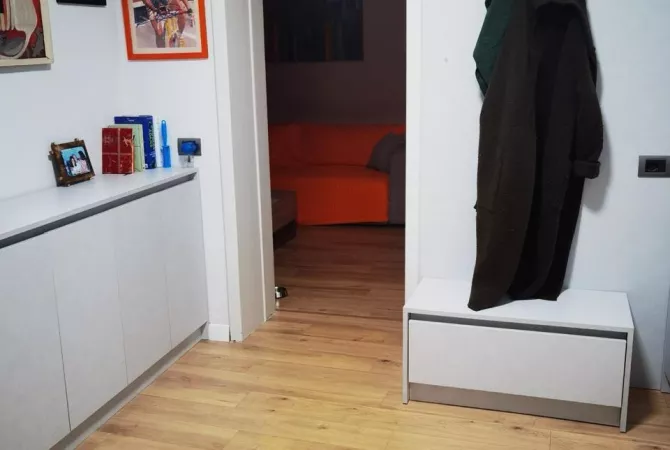 Shtepi me qera Apartament ne Tirane, 2+1, Mobilimi E mobiluar, Pagesa 60,000  Leke.