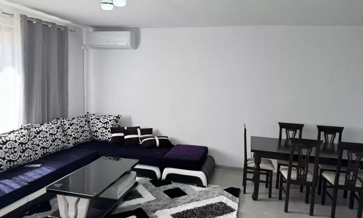 Shtepi me qera Apartament ne Tirane, 1+1, Mobilimi E mobiluar, Pagesa 70,000  Leke.