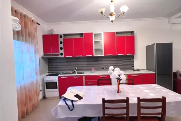 Jepet me qera apartamenti 2+1 Selite ,50m nga shkolla marin barleti  Cmimi: 500 mije leke 