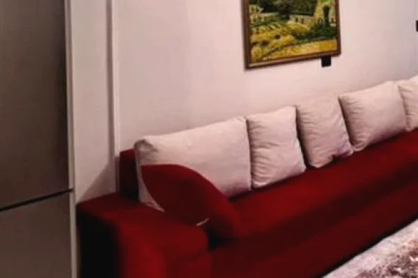 Shtepi me qera Apartament ne Tirane, 2+1, Mobilimi E mobiluar, Pagesa 50,000  Leke.