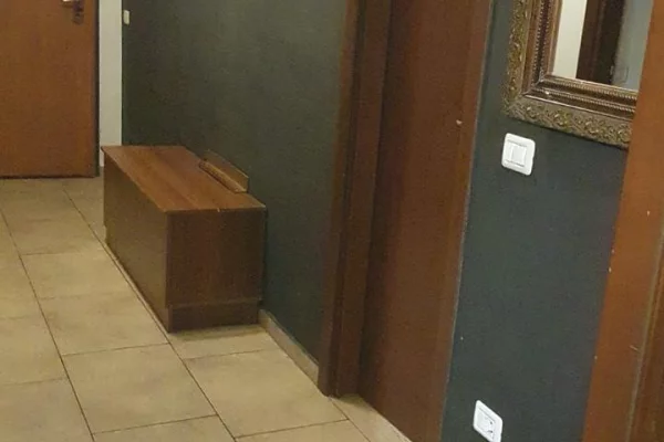 Shtepi me qera Apartament ne Tirane, 2+1, Mobilimi E mobiluar, Pagesa 60,000  Leke.