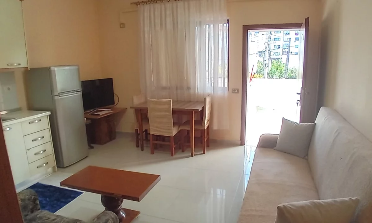 Shtepi me qera Apartament ne Tirane, 1+1, Mobilimi E mobiluar, Pagesa 35,000  Leke.