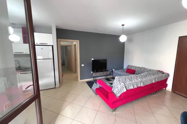 Shtepi me qera Apartament ne Tirane, 2+1, Mobilimi E mobiluar, Pagesa 700  Euro.