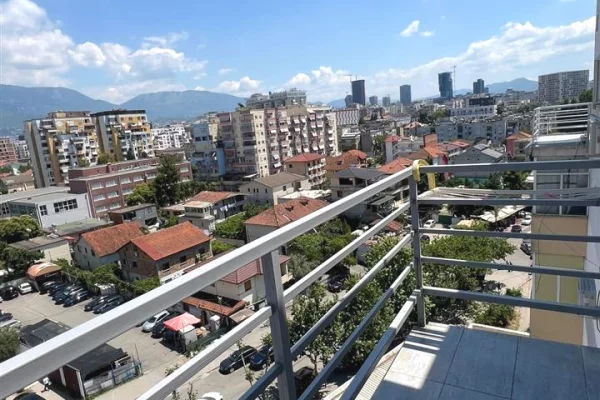 Shtepi me qera Apartament ne Tirane, 2+1, Mobilimi E mobiluar, Pagesa 60,000  Leke.