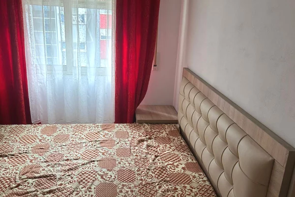 Shtepi me qera Apartament ne Tirane, 1+1, Mobilimi E mobiluar, Pagesa 45,000  Leke.