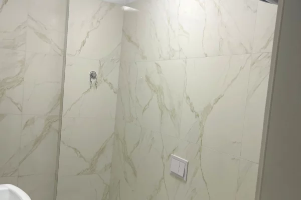 Shtepi me qera Apartament ne Tirane, 1+1, Mobilimi E mobiluar, Pagesa 500  Euro.