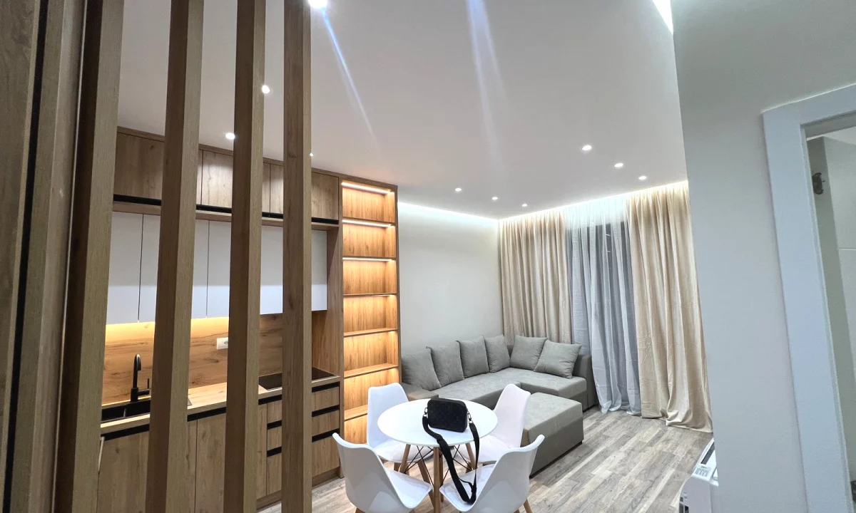 Shtepi me qera Apartament ne Tirane, 1+1, Mobilimi E mobiluar, Pagesa 50,000  Leke.