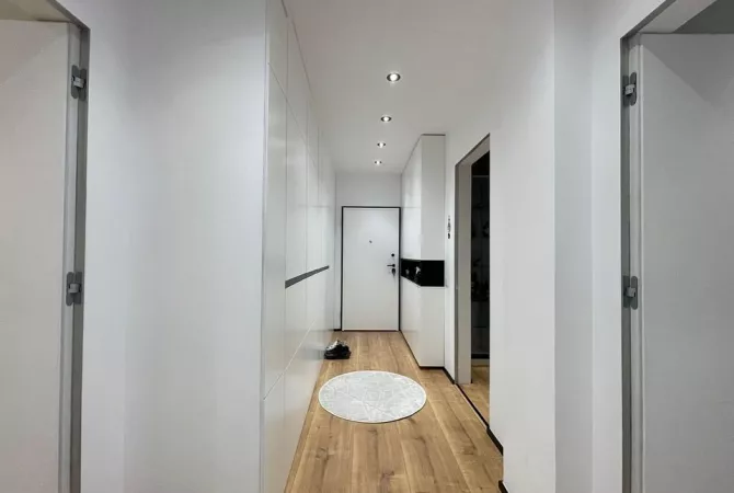 Shtepi ne shitje Apartament ne Tirane, 2+1, Mobilimi E mobiluar, Pagesa 360,000  Euro.