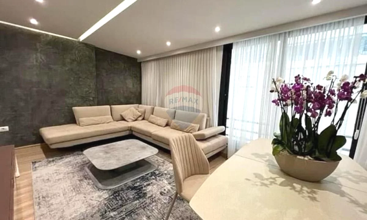 Shtepi ne shitje Apartament ne Tirane, 2+1, Mobilimi E mobiluar, Pagesa 420,000  Euro.