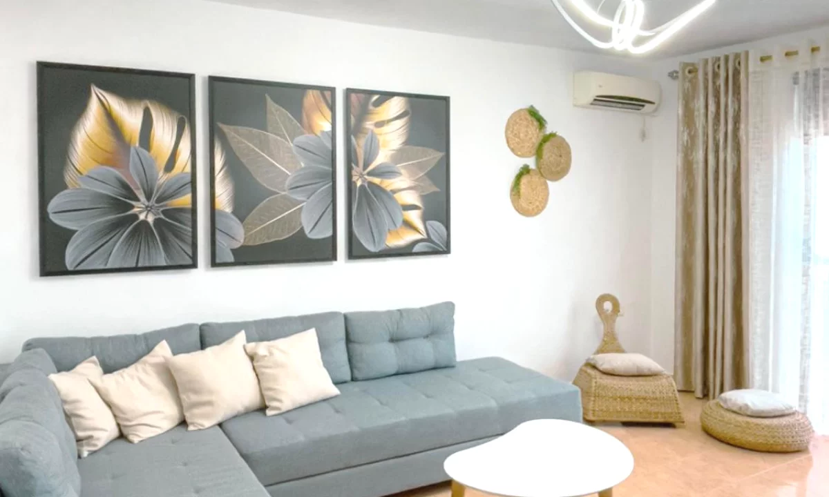 Shtepi me qera Apartament ne Tirane, 1+1, Mobilimi E mobiluar, Pagesa 550  Euro.