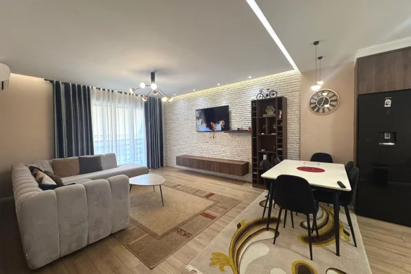 Shtepi me qera Apartament ne Tirane, 1+1, Mobilimi E mobiluar, Pagesa 60,000  Leke.