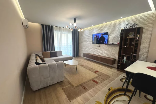 Shtepi me qera Apartament ne Tirane, 1+1, Mobilimi E mobiluar, Pagesa 60,000  Leke.