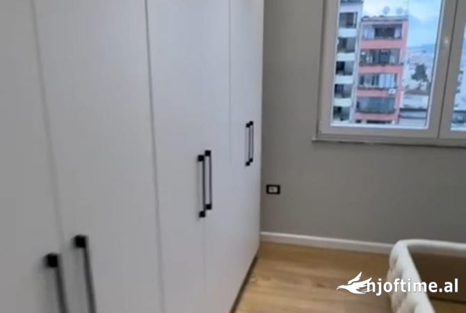 Shtepi me qera Apartament ne Tirane, 1+1, Mobilimi E mobiluar, Pagesa 600  Euro.