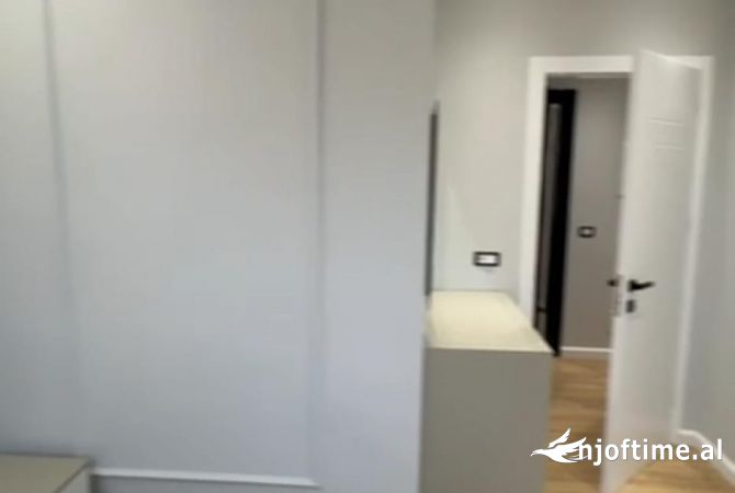 Shtepi me qera Apartament ne Tirane, 1+1, Mobilimi E mobiluar, Pagesa 600  Euro.