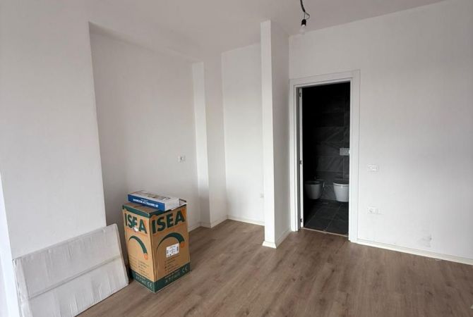 Shtepi me qera Apartament ne Tirane, 1+1, Mobilimi Bosh, pa mobiluar, Pagesa 500  Euro.