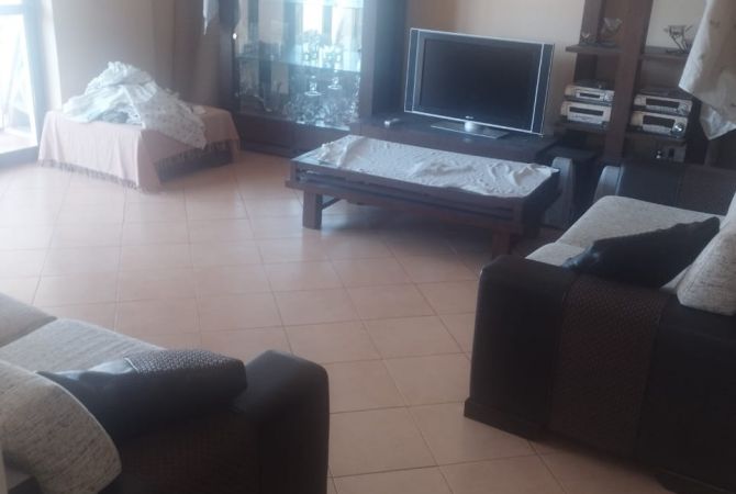 Shtepi me qera Apartament ne Tirane, 2+1, Mobilimi E mobiluar, Pagesa 50,000  Leke.