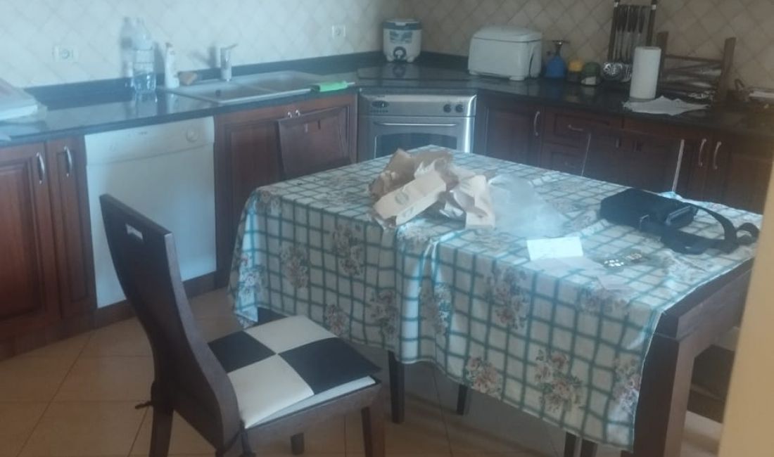 Shtepi me qera Apartament ne Tirane, 2+1, Mobilimi E mobiluar, Pagesa 50,000  Leke.