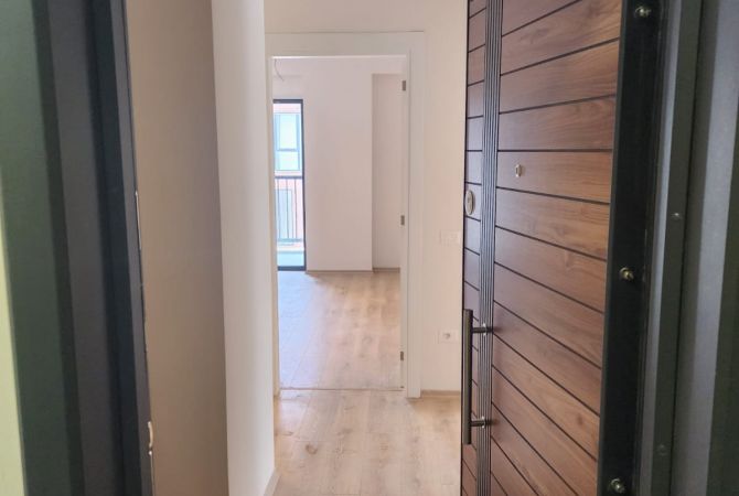Shtepi me qera Apartament ne Tirane, 2+1, Mobilimi Bosh, pa mobiluar, Pagesa 500  Euro.