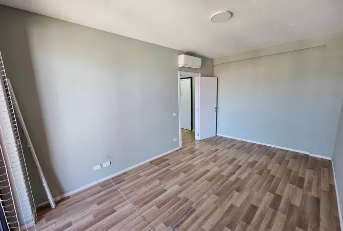 Apartament 1+1 bosh Astir