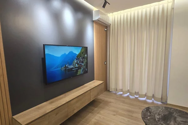 Appartamento in affitto a Tirana 2+1, Arredato