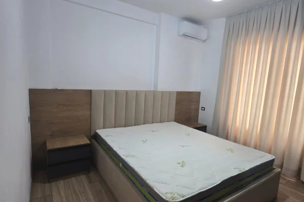 Appartamento in affitto a Tirana 2+1, Arredato