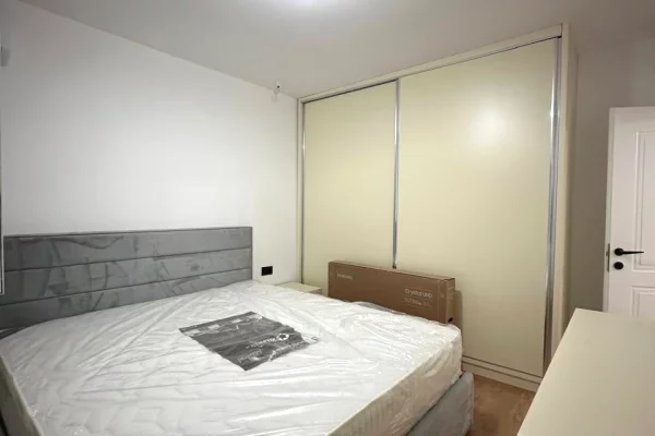 Shtepi me qera Apartament ne Tirane, 1+1, Mobilimi E mobiluar, Pagesa 500  Euro.