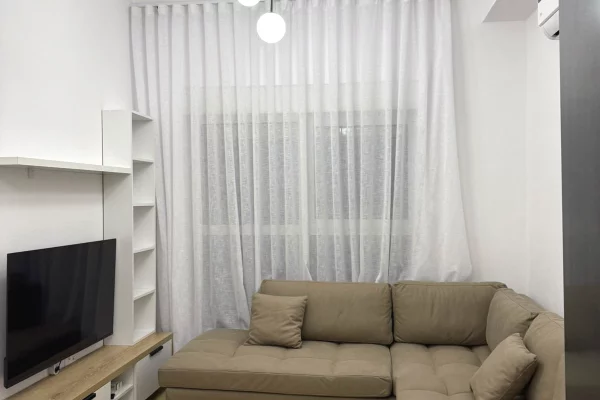 Appartamento in affitto a Tirana 1+1, Arredato