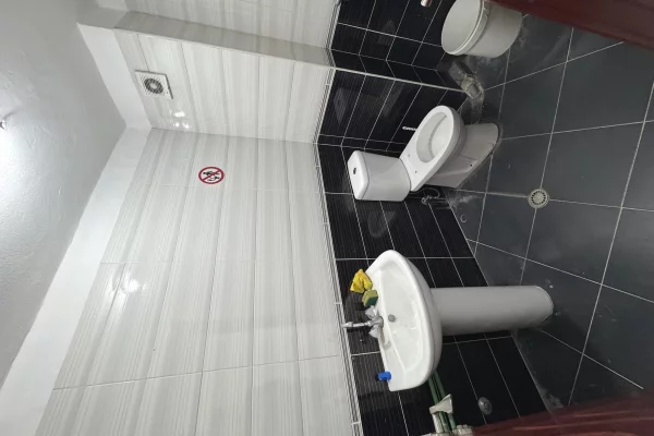 JEPET ME QIRA DYQAN NE ASTIR TEK BAR ARTISTI !!