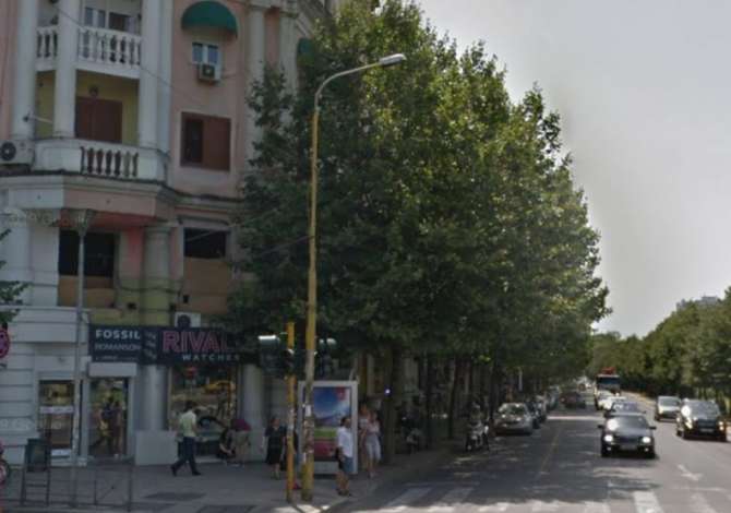 Ambient biznesi me qera 3+1 ne Tirane - 400 Euro
