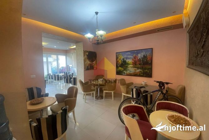 Shitet lokal 100m2 prane Qendres