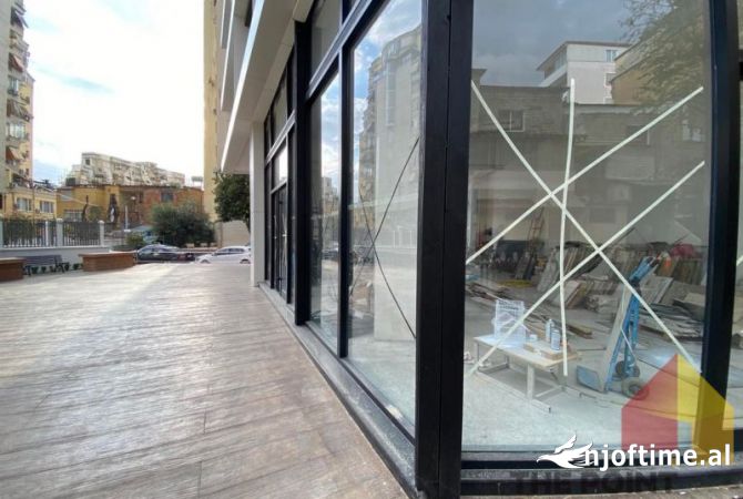 Ambient biznesi ne shitje 1+1 ne Tirane - 900,000 Euro