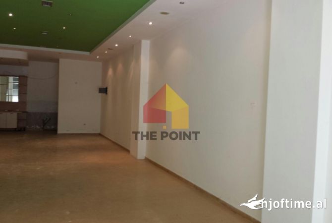 Shitje Dyqan ne Don Bosko - 125 m2