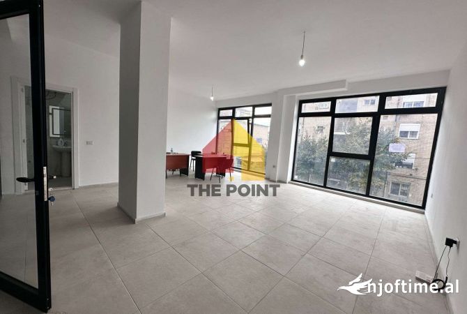 Business Property in Sale 1+1 in Tirana - 120,000 Euro
