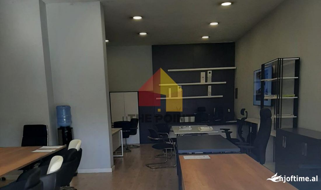 Ambient Komercial me Qira, 81m2, Bulevardi Gjergj Fishta (Ish-Ekspozita)