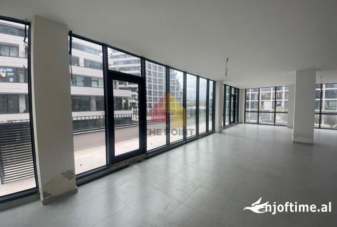 Ambient per zyre me qira tek Lakeview Residence