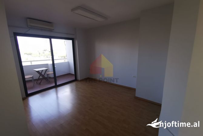 Zyre me qera ne lokacion premium prane Kullave Binjake