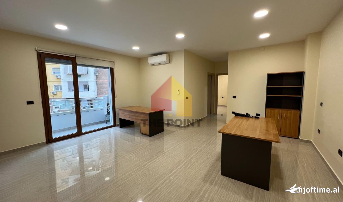 Zyre me qera prane Kompleksit Deliorgji