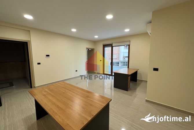 Zyre me qera prane Kompleksit Deliorgji