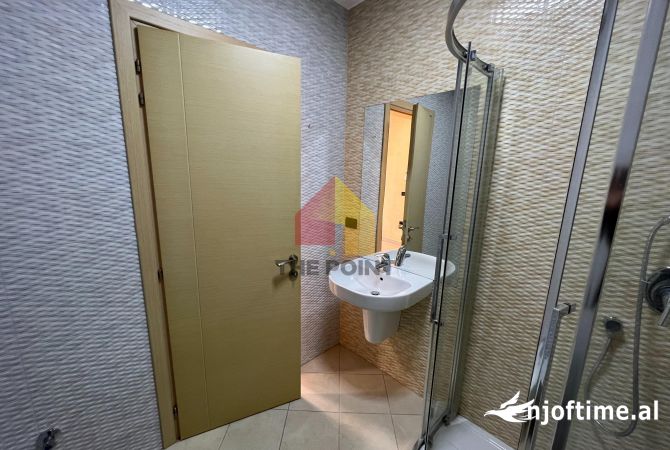 Zyre me qera prane Kompleksit Deliorgji