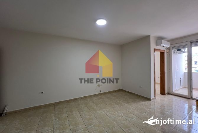 Zyre 3+1+2 me qera te Ish-Ekspozita