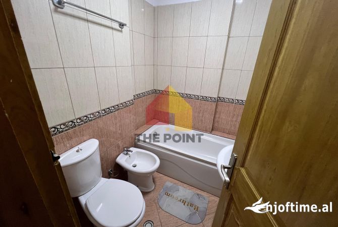 Zyre 3+1+2 me qera te Ish-Ekspozita