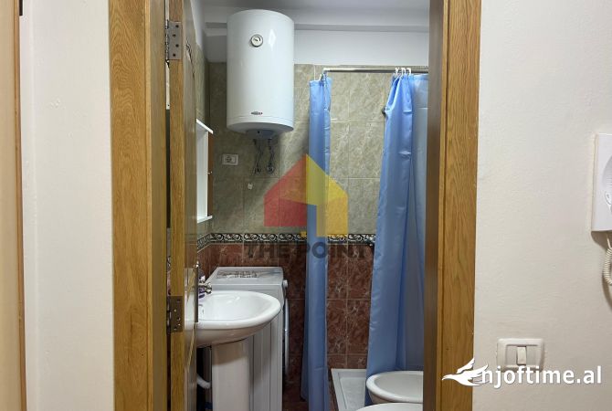 Zyre 3+1+2 me qera te Ish-Ekspozita