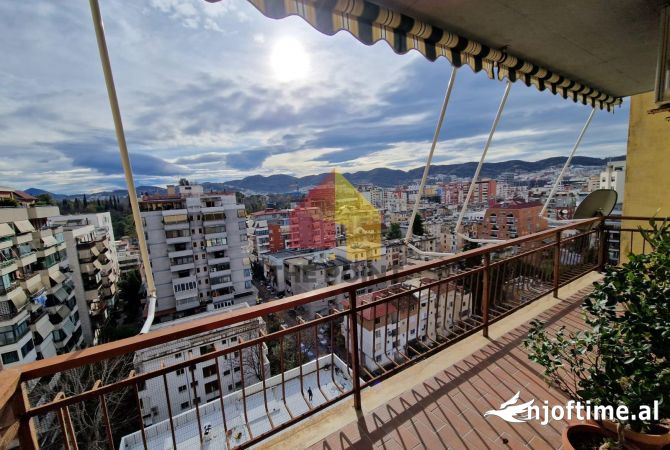 Ambient bisnesi me qera, 157m2, ne Bllok