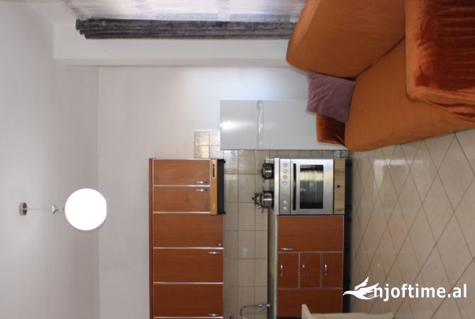 Appartamento in affitto a Tirana 1+1, Arredato