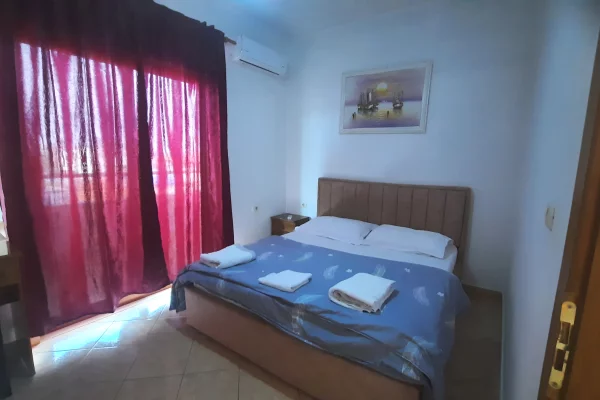 Shtepi me qera Apartament ne Tirane, 1+1, Mobilimi E mobiluar, Pagesa 350  Euro.