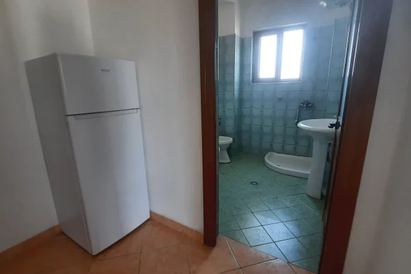 Shtepi me qera Apartament ne Tirane, 1+1, Mobilimi E mobiluar, Pagesa 350  Euro.
